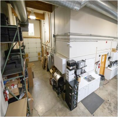 Industrial SE Portland Owner/User Opportunity: 3525 SE 17th Ave, Portland, OR 97202